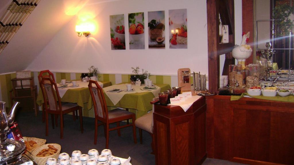 Centralhotel Garni Офенбург Екстериор снимка