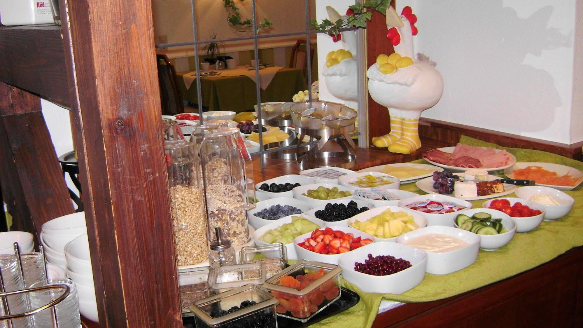Centralhotel Garni Офенбург Екстериор снимка